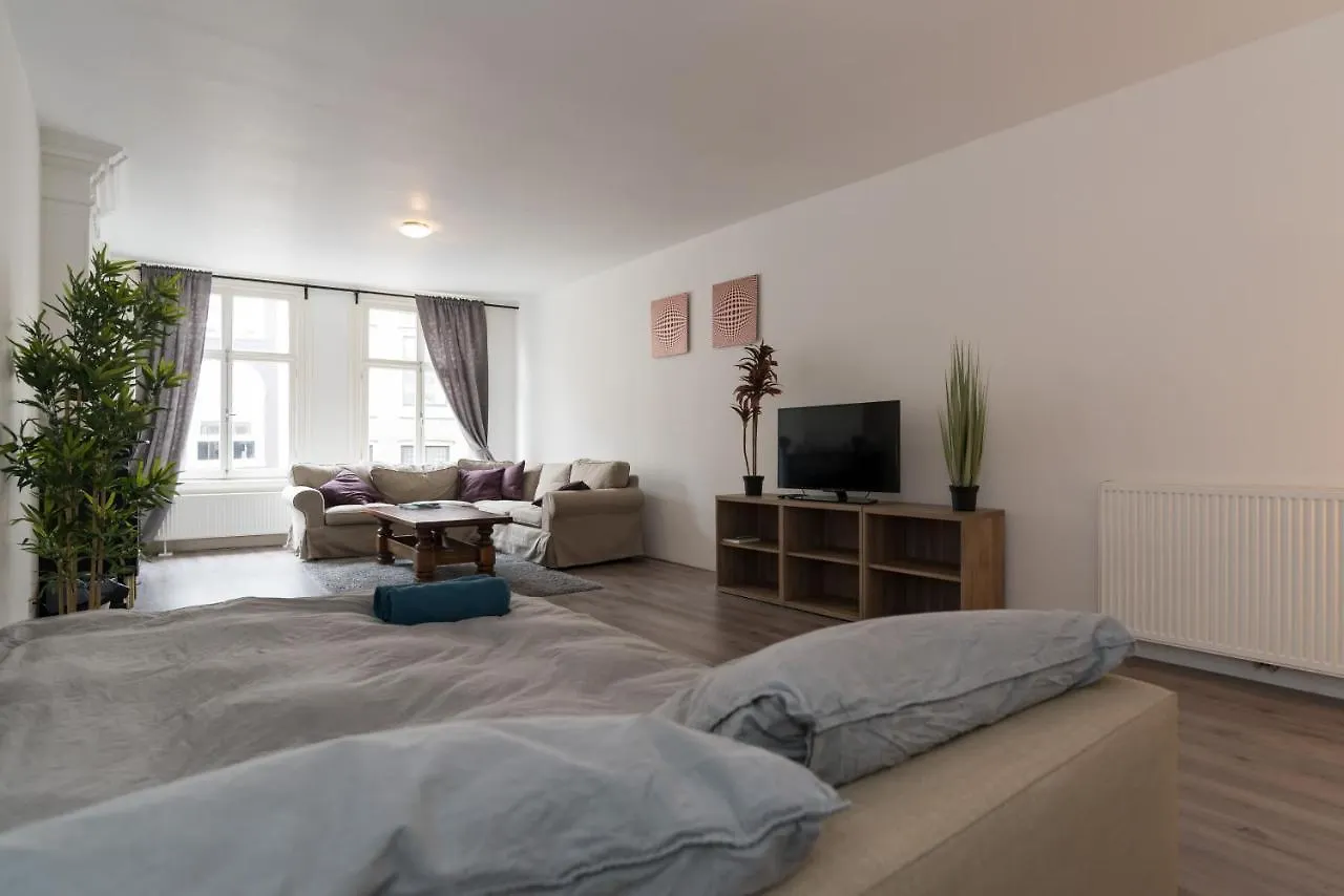 Homestay Beautiful House Next To Dam Square! Apartment Amsterdam Netherlands
